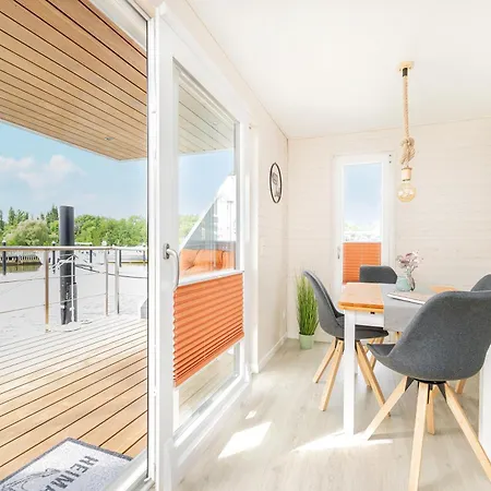 Hausboot Meerzeit An Der Ostsee Apartment *